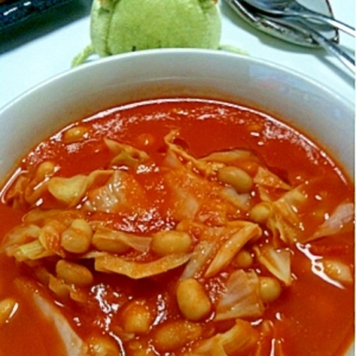 栄養いっぱい★キャベツと大豆のトマトスープ